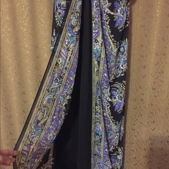 Long Empire Cut Style Gown Size 12 - Picture 4 of 8